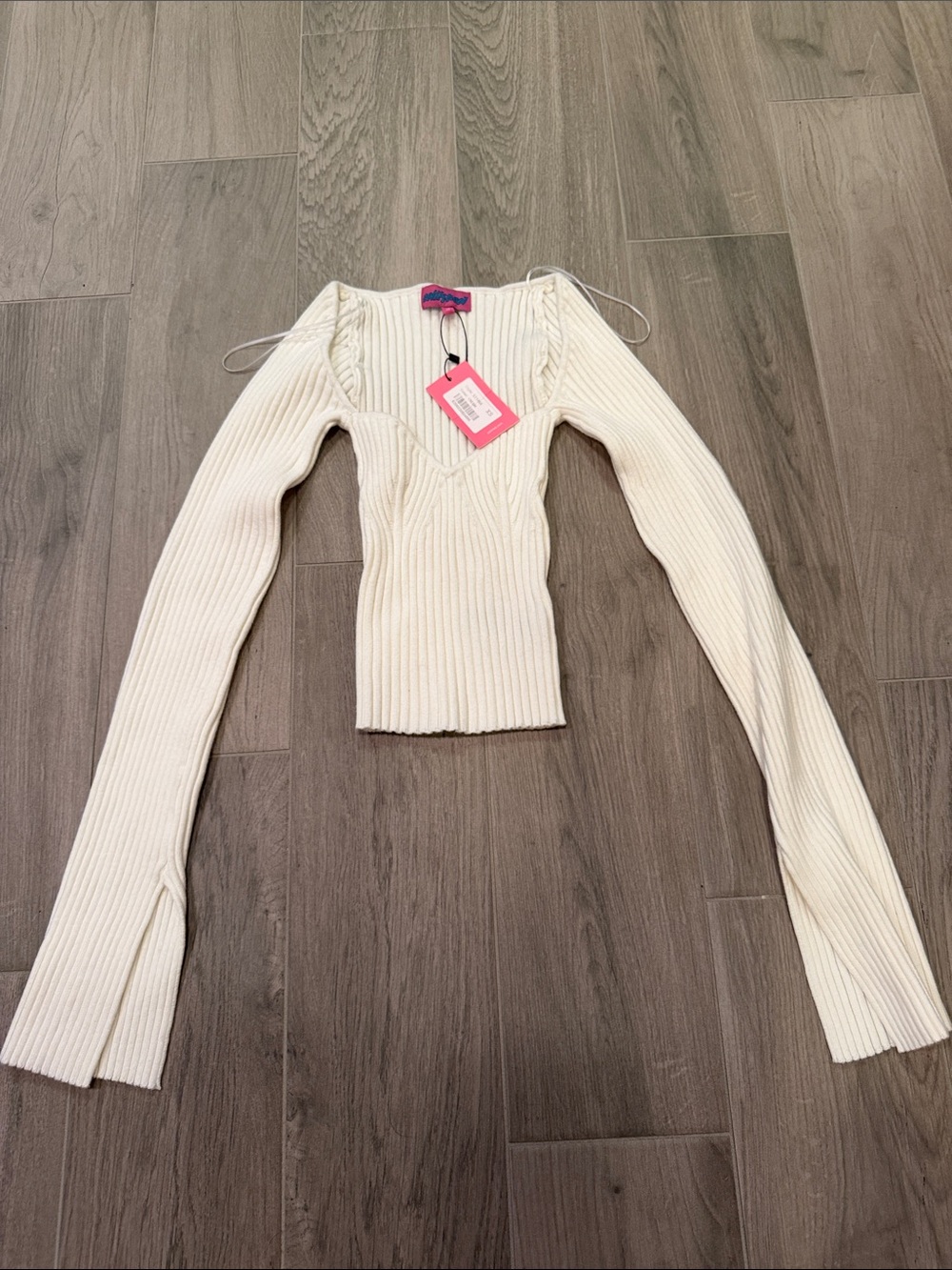 NWT Edikted Women's Cream Ribbed V-Neck Sweater Size XS
